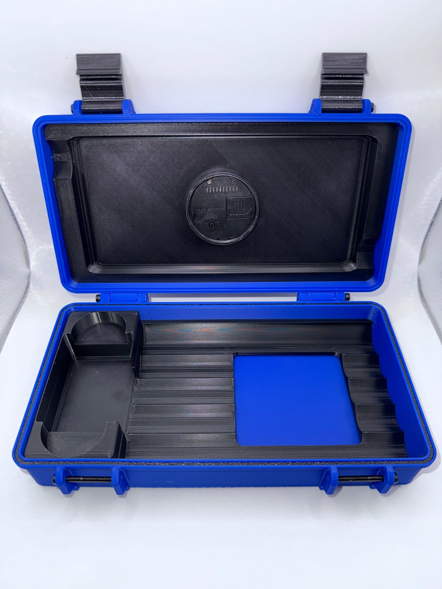 Custom 3D Printed Travel Humidor – Holds 5 Cigars + Accessories