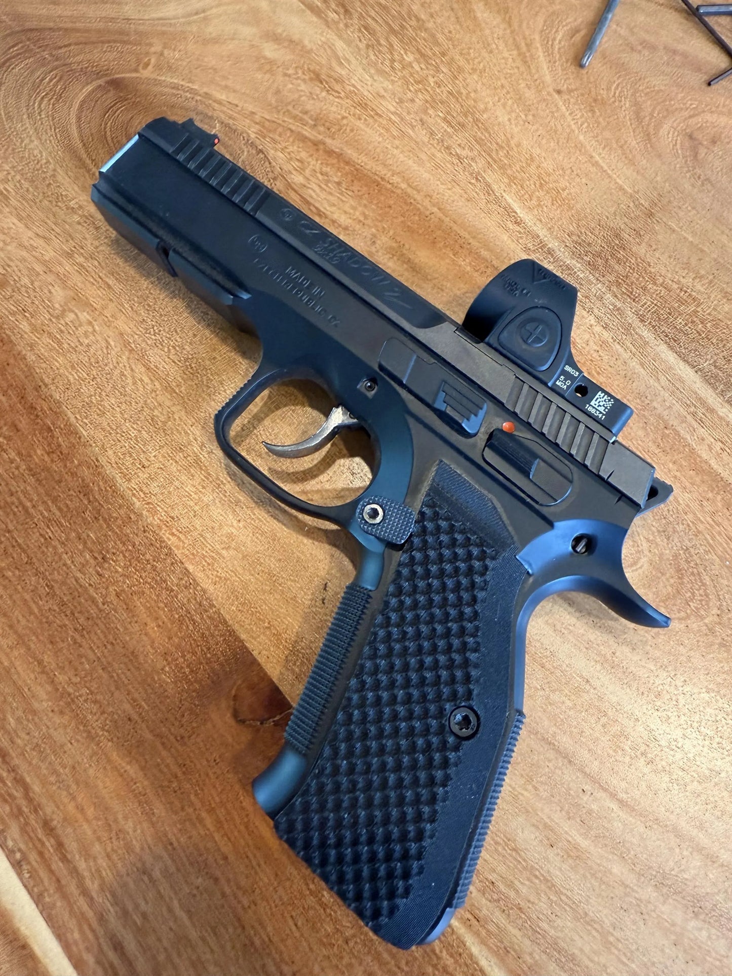 Custom CZ Shadow 2 Competition Grips